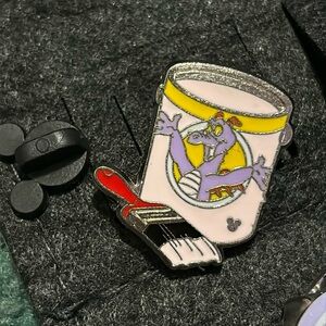 Disney hidden Mickey figment pin